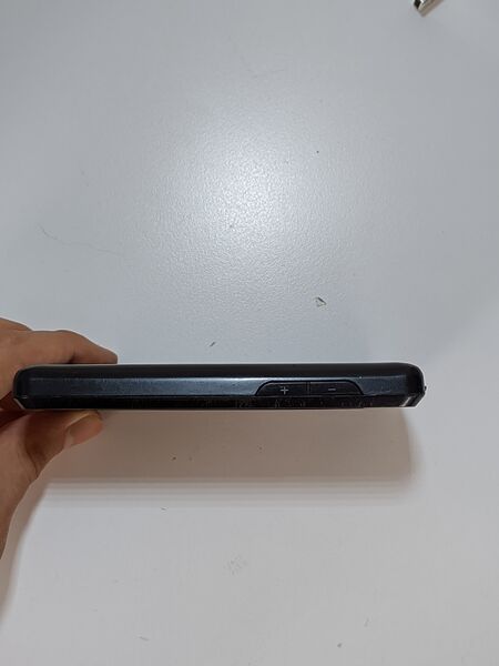 File:X-View Proton Tab 2 Side-Buttons.jpg